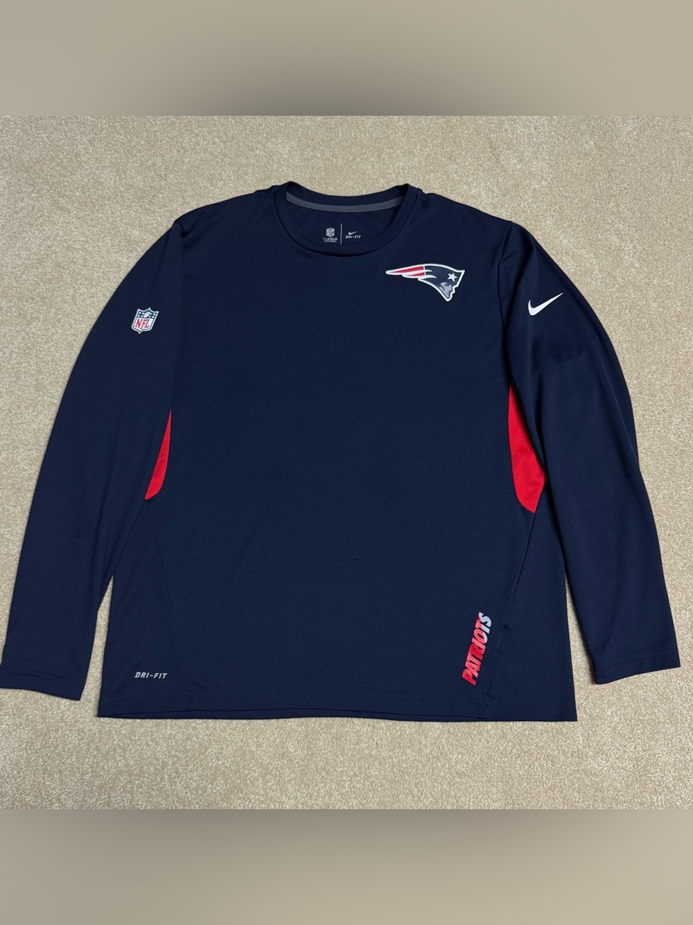 New England Patriots Nike On Field Dri-Fit Shirt Mens XL Long Sleeve Navy Blue